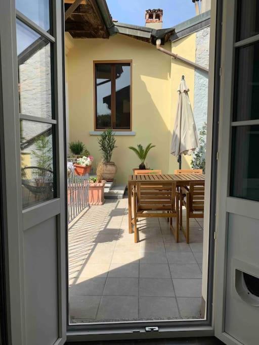 Ferienwohnung La Dolce Vita Intra Exterior foto